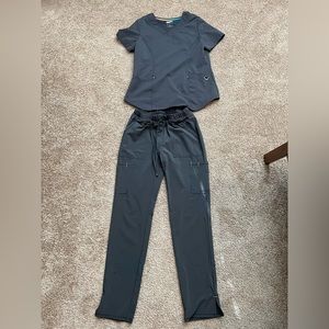 NWT scrubstar grey scrub top and bottom set